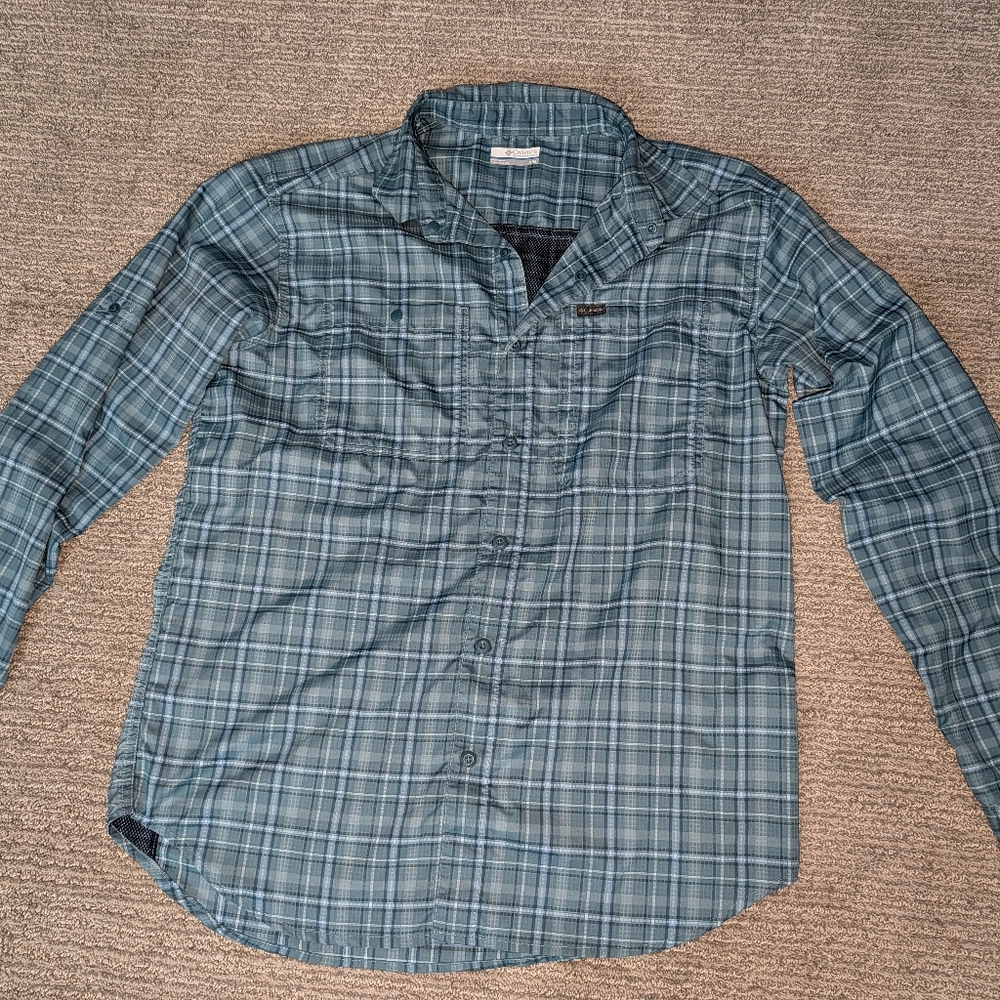 Columbia Blue Plaid Casual Button Down Shirt